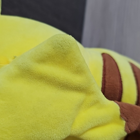 2022 Pokemon 8" Plush - Picture 8 of 9
